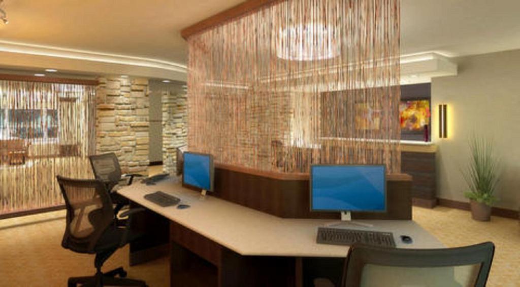 Ledgestone Hotel Yakima Extérieur photo