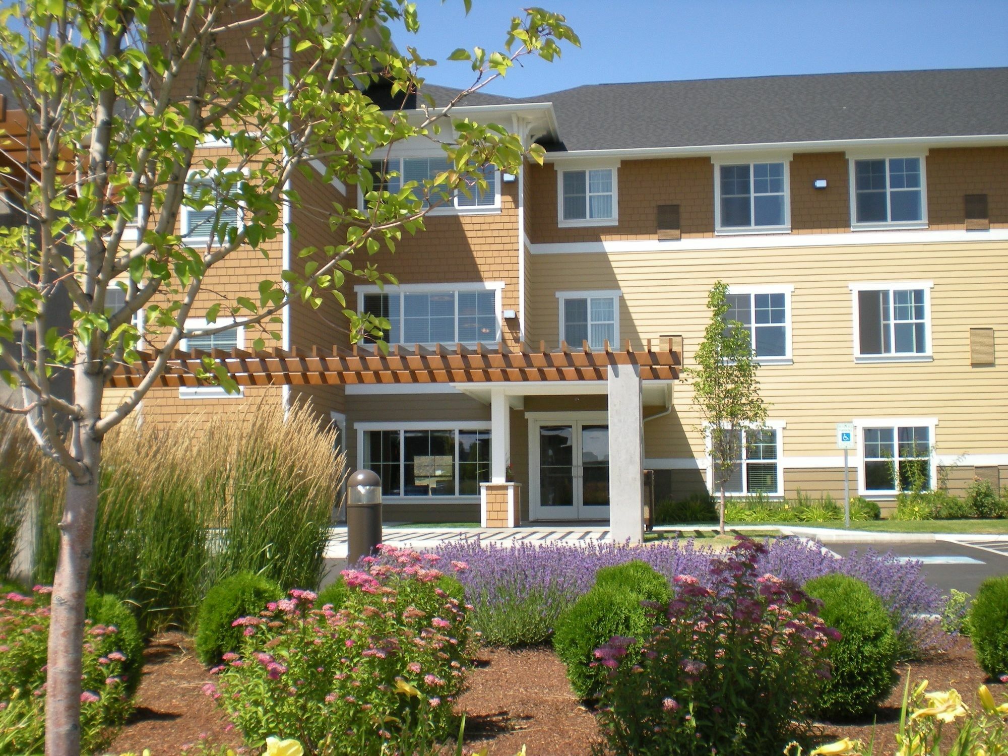 Ledgestone Hotel Yakima Extérieur photo